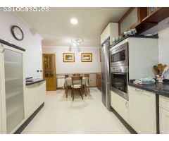 Piso en Venta en Ronda da Muralla