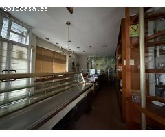 ¡Local en Alquiler en Rúa Montero Ríos, Lugo!
