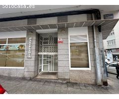 ¡Local en Alquiler en Rúa Montero Ríos, Lugo!