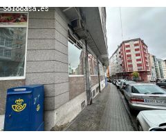 ¡Local en Alquiler en Rúa Montero Ríos, Lugo!
