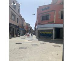 EDIFICIO SITUADO EN FRENTE DE LA IGLESIA DE MALGRAT DE MAR