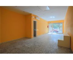LOCAL COMERCIAL en calle de mucho paso de gentes