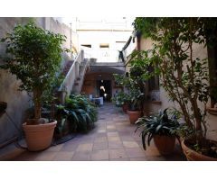 Casa en el Centro con Espacio y muchas posibilidades