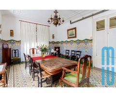 ¡Impresionante Casa Señorial en el Centro de Arenys de Mar!