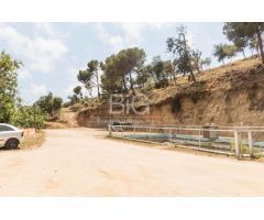 Venta de dos fincas rústicas en Mataró, cerca de la autopista