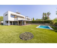 VILLA DE LUJO CON VISTAS AL MAR