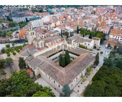 ¡Gran oportunidad! Casa a reformar junto al Monasterio de Sant Cugat