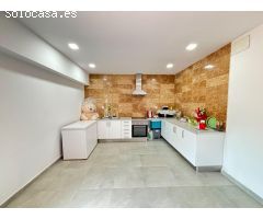 Adosado en Venta en Olot, Girona