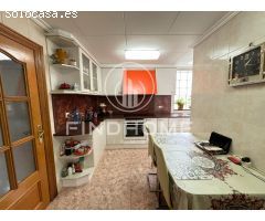 Chalet en Venta en Olot, Girona