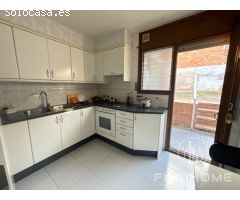 Adosado en Venta en Olot, Girona