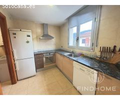 Piso en Venta en Olot, Girona