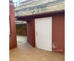 Adosado en Venta en Olot, Girona