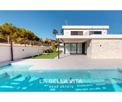 Villa de Lujo en Venta en Orihuela Costa, Alicante