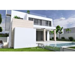 Villa de Lujo en Venta en Torrevieja, Alicante