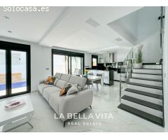 Villa en Venta en Los Dolores, Alicante
