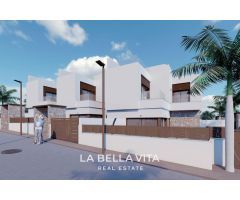 Villa en Venta en Benijófar, Alicante