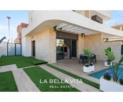Chalet en Venta en Los Montesinos, Alicante