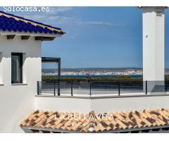 Villa en Venta en La Marina, Alicante