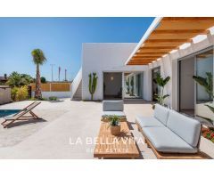 Villa de Lujo en Venta en Benijófar, Alicante