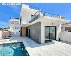 Chalet en Venta en Benijófar, Alicante