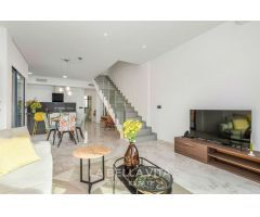 Chalet en Venta en Benijófar, Alicante
