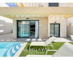 Chalet en Venta en Los Montesinos, Alicante