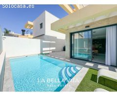 Chalet en Venta en Los Montesinos, Alicante