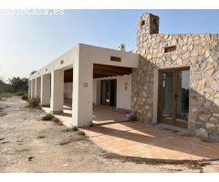 ENCANTADORA CASA RUSTICA A 10 MIN. DE SAN VICENTE DEL RASPEIG!!