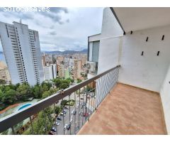PISO ULTIMO O ÁTICO CON URB. (PISCINA, APARCAMIENTO, ETC) EN RINCON DE LOIX DE BENIDORM