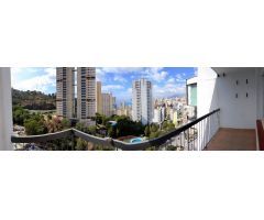 PISO ULTIMO O ÁTICO CON URB. (PISCINA, APARCAMIENTO, ETC) EN RINCON DE LOIX DE BENIDORM