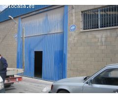 NAVE IGNIFUGADA DE 280 M2, CON PATIO DE 86 M2. EN POLIG CEMENTERIO EN SAN VICENTE DEL RASPEIG