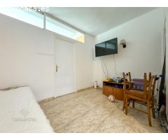 ¡Oportunidad de Inversión! Loft de 1 Dormitorio a 1 Minuto de la Playa en Castelldefels!
