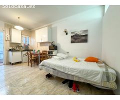 ¡Oportunidad de Inversión! Loft de 1 Dormitorio a 1 Minuto de la Playa en Castelldefels!