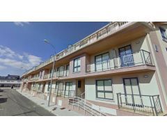 Fantástica vivienda en primera planta con terraza en venta en Aguiño.