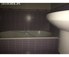 Ático de un dormitorio con terraza, plaza de garaje y trastero