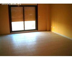 Ático de un dormitorio con terraza, plaza de garaje y trastero