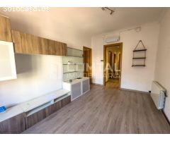 PISO EN VENTA AV PARAL.LEL JUNTO A METRO