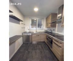 PISO EN VENTA AV PARAL.LEL JUNTO A METRO