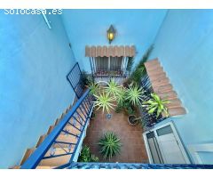 PRECIOSO CHALET ESTILO MEDITERRANEO EN PUEBLO LEVANTINO