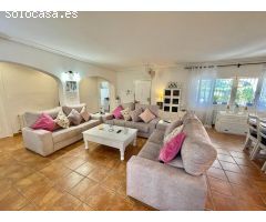PRECIOSO CHALET ESTILO MEDITERRANEO EN PUEBLO LEVANTINO