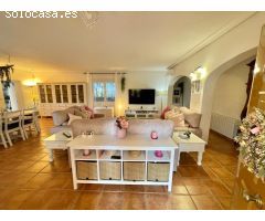 PRECIOSO CHALET ESTILO MEDITERRANEO EN PUEBLO LEVANTINO