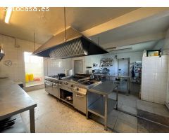 Se alquila con derecho a compra restaurante histórico en Cala en Porter, Alaior.