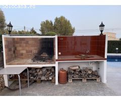 Chalet Mediterráneo con Licencia Turística: ¡Tu Oportunidad en Son Vitamina con piscina y jardín !