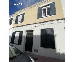 ¡Oportunidad única! Casa Menorquina en el centro de Es Castell