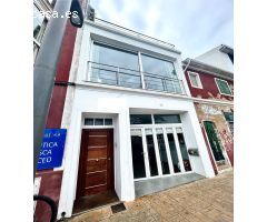Espectacular Casa en Primera Línea del Puerto de Mahón con Impresionantes Vistas al Mar