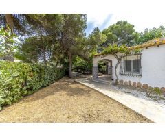 CHALET DE 3 DORMITORIOS 2 BAÑOS EN PUNTA PRIMA A 300 METROS DEL MAR  ( ORIHUELA COSTA) ALICANTE