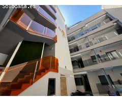 APARTAMENTO DE 2 DORMITORIOS 2 BAÑOS EN CENTRO DE TORREVIEJA (ALICANTE)