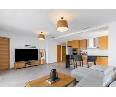 PRECIOSO APARTAMENTO EN ORIHUELA COSTA. 2 DORM. 2 BAÑOS. CON GARAJE Y PISCINA. GRAN TERRAZA DE 16 M2