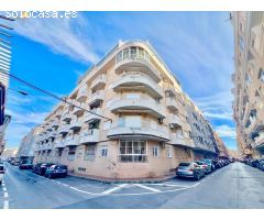 APARTAMIENTO DE 2 DORMITORIOS 1 BAÑO EN TORREVIEJA (ALICANTE )