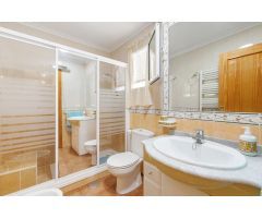 APARTAMENTO DE 3 DORMITORIOS 2 BAÑOS EN ORIHUELA COSTA ( CAMPOAMOR )